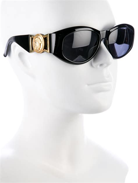 occhiali da sole versace notorious big|Notorious B.I.G.'s Iconic Versace Sunglasses Are Finally Back.